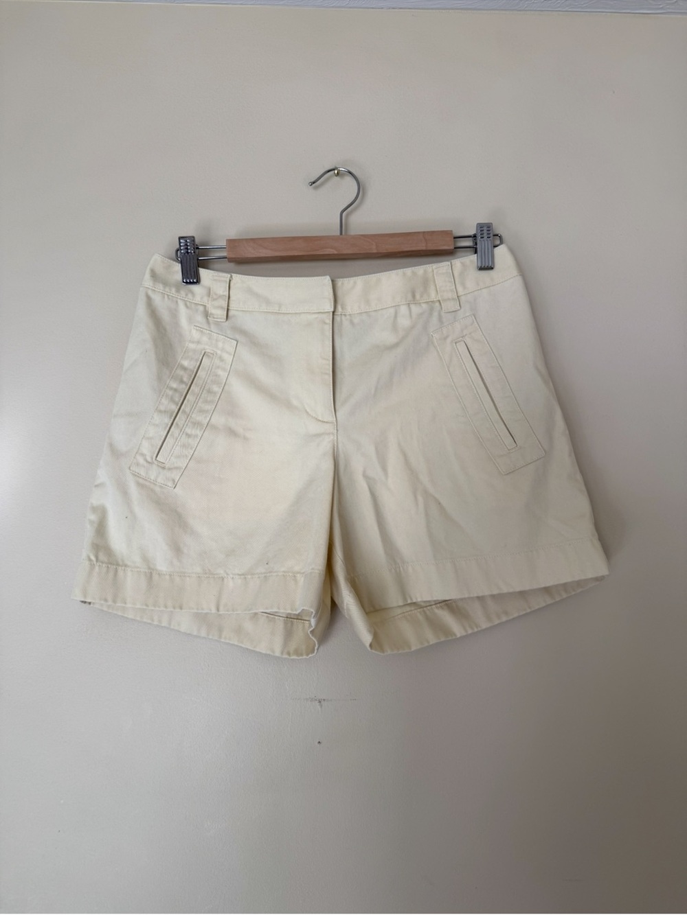 LOFT Yellow butter Cream Bermuda Chino Shorts with Welt Pockets